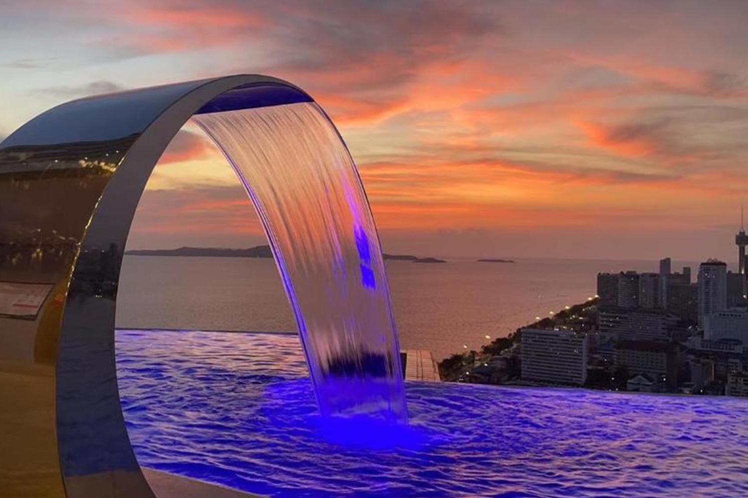 Apartamento The Astra Sky River Jomtien Exterior foto